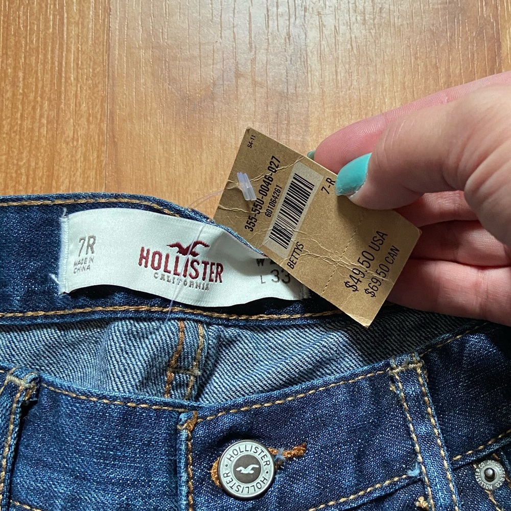 Hollister Denim Distressed Jeans NWT - Picture 8 of 8